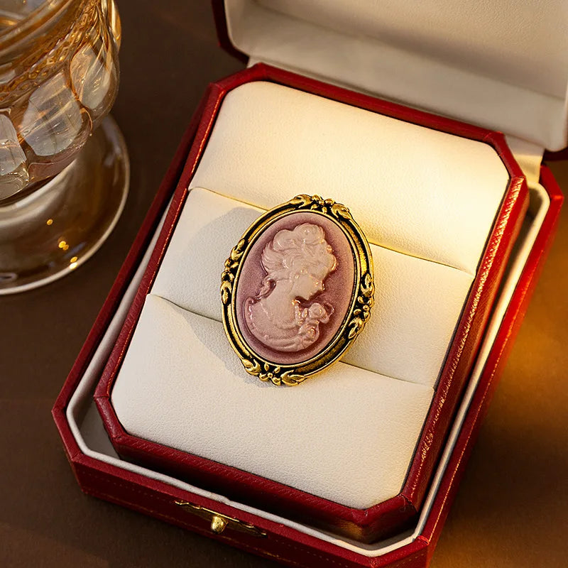 Baroque Cameo Brooch – Vintage Hollow Alloy Portrait Pin