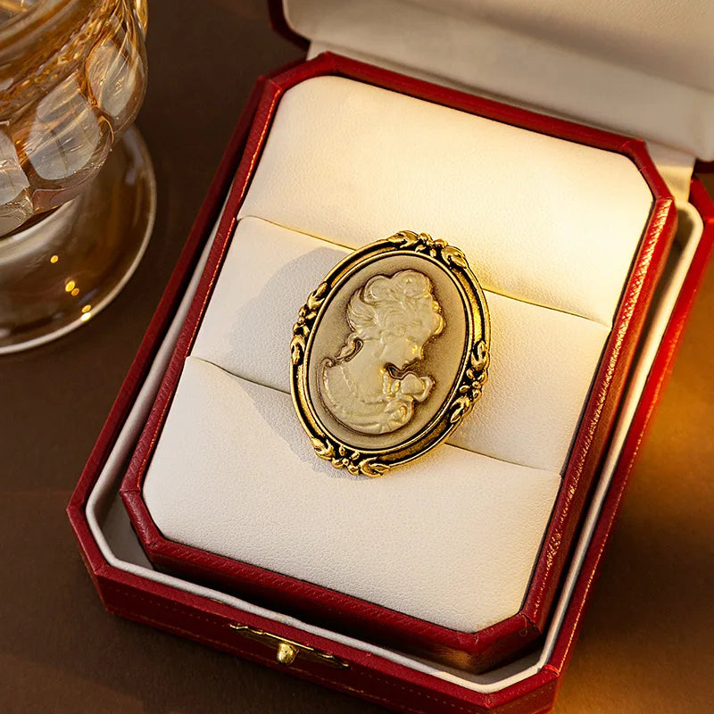 Baroque Cameo Brooch – Vintage Hollow Alloy Portrait Pin
