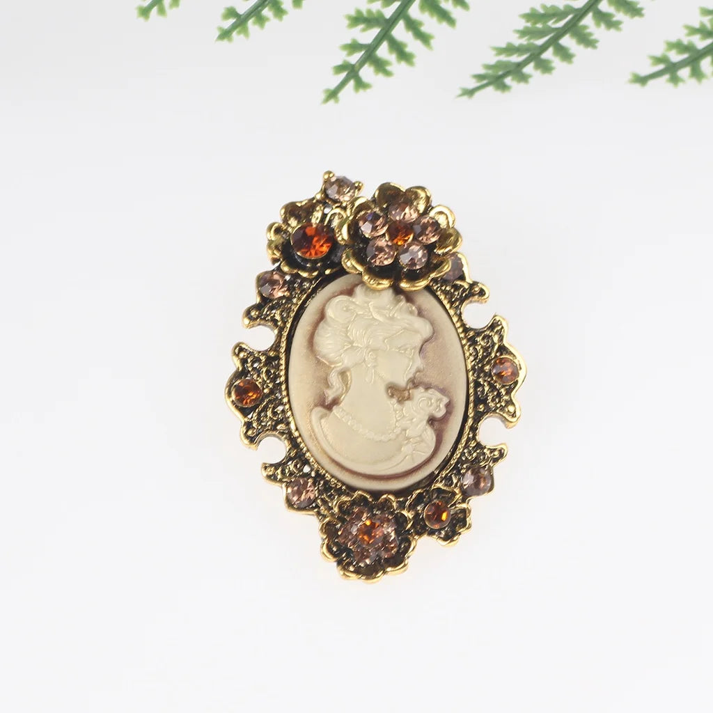 Baroque Cameo Brooch – Vintage Hollow Alloy Portrait Pin