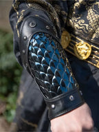 Dragon Scale Armor Bracers – Stainless Steel & Faux Leather Arm Guards for LARP, Cosplay & Historical Costume (Set of 2)