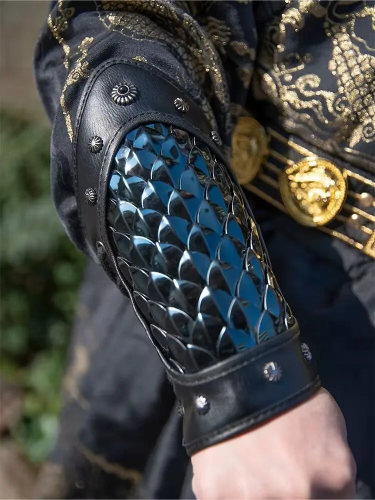 Dragon Scale Armor Bracers – Stainless Steel & Faux Leather Arm Guards for LARP, Cosplay & Historical Costume (Set of 2)