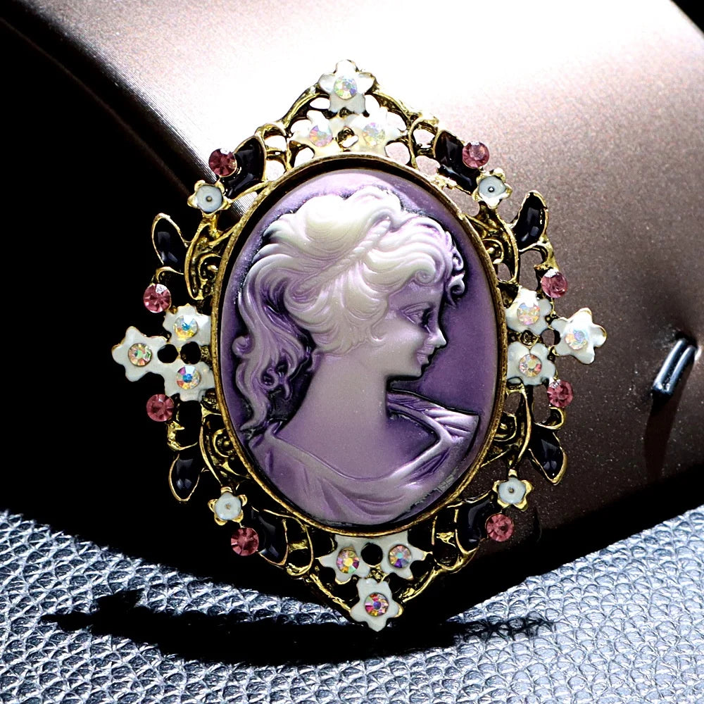 Baroque Cameo Brooch – Vintage Hollow Alloy Portrait Pin